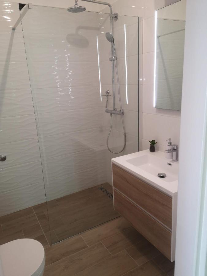 Apartments Come&Stay Punat Bagian luar foto