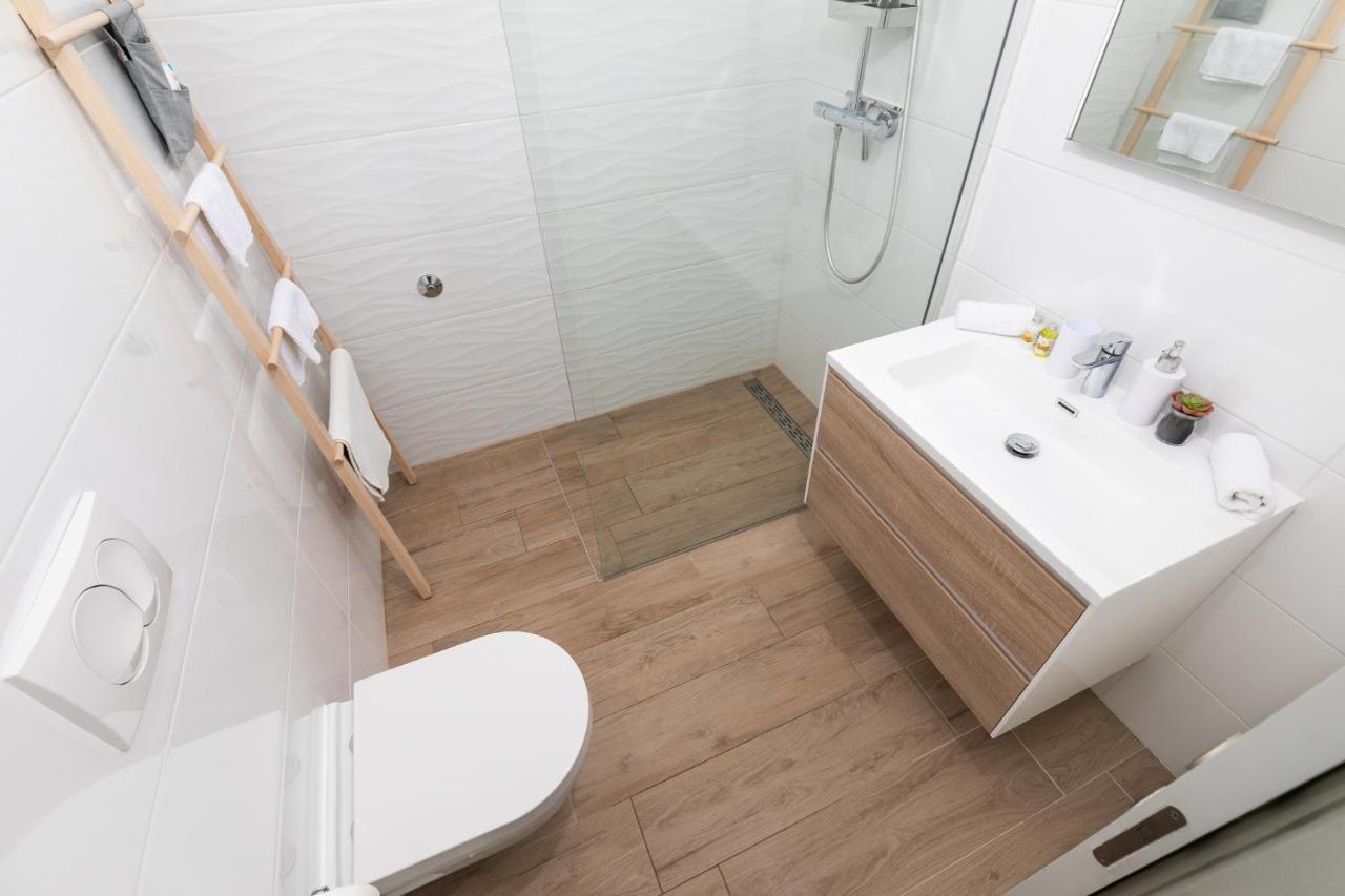 Apartments Come&Stay Punat Bagian luar foto