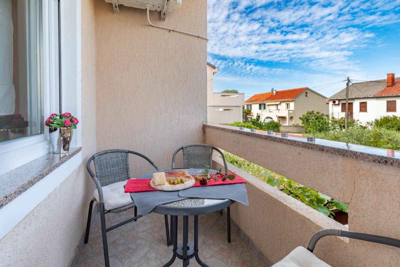 Apartments Come&Stay Punat Bagian luar foto